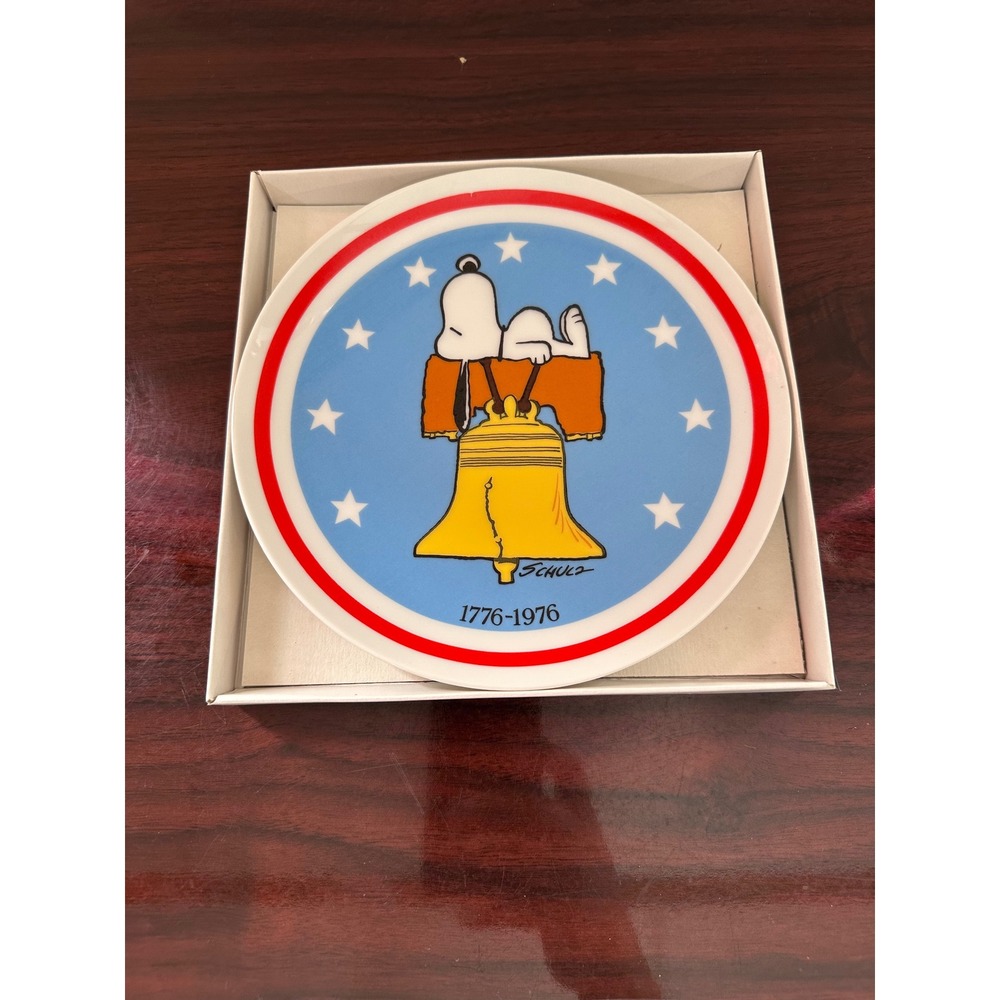 Vintage Schmid Peanuts 76 Bicentennial Plate Snoopy Liberty Bell 1776-1976 Boxed